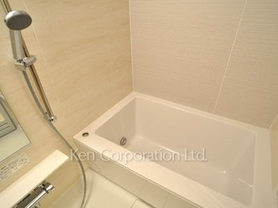 コンフォリア新宿イーストサイドタワーの写真 バスルーム ※18階の同じ間取タイプを撮影。仕様が異なることがあります。