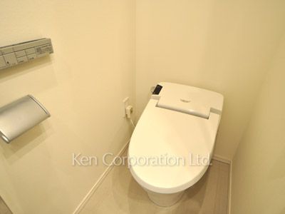 コンフォリア新宿イーストサイドタワーの写真 トイレ ※25階の同じ間取タイプを撮影。仕様が異なることがあります。