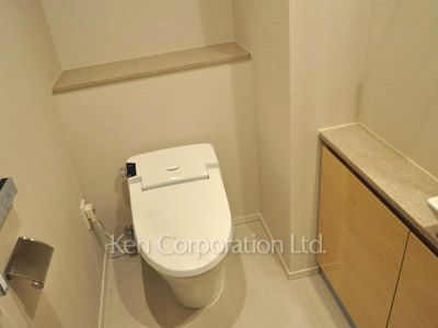 コンフォリア新宿イーストサイドタワーの写真 トイレ ※18階の同じ間取タイプを撮影。仕様が異なることがあります。