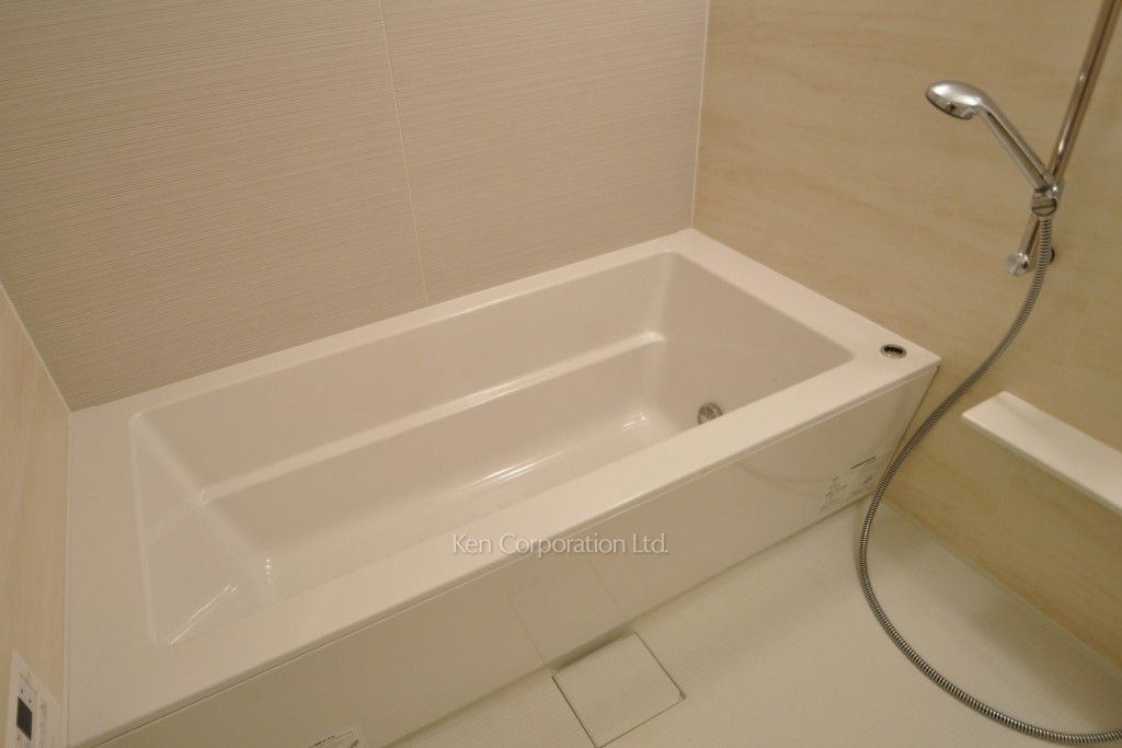 コンフォリア新宿イーストサイドタワーの写真 バスルーム ※18階の同じ間取タイプを撮影。仕様が異なることがあります。