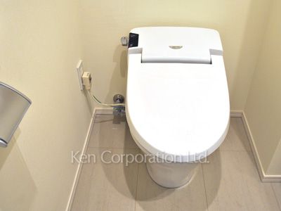コンフォリア新宿イーストサイドタワーの写真 トイレ ※17階の同じ間取タイプを撮影。仕様が異なることがあります。