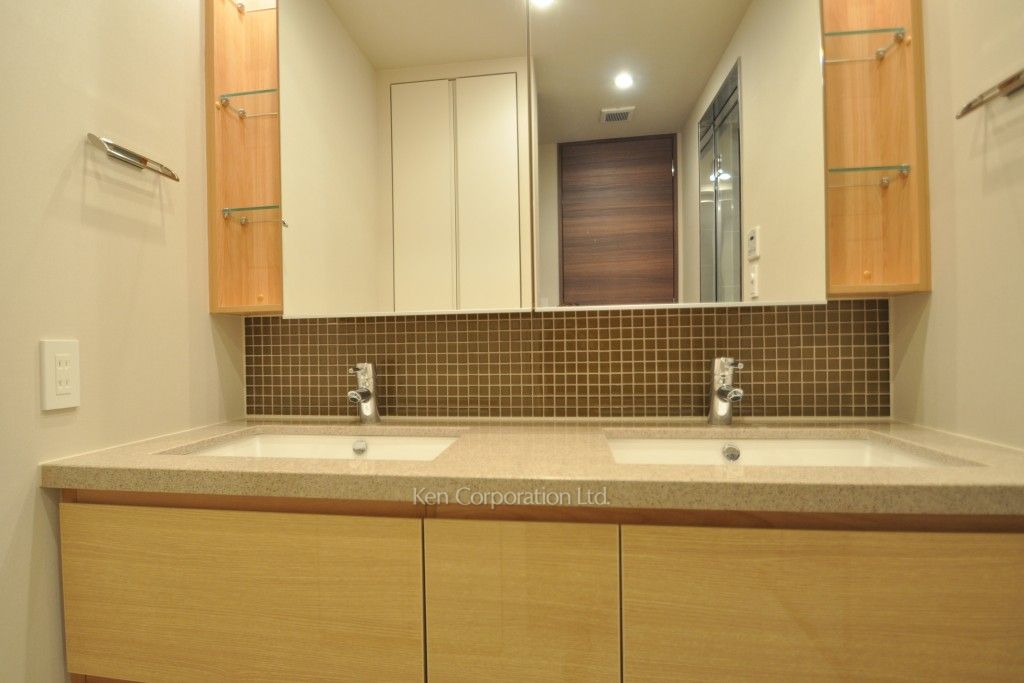 コンフォリア新宿イーストサイドタワーの写真 パウダールーム ※30階の同じ間取タイプを撮影。仕様が異なることがあります。