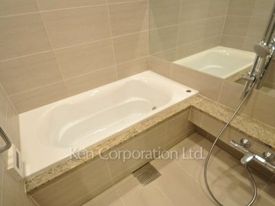 コンフォリア新宿イーストサイドタワーの写真 バスルーム ※30階の同じ間取タイプを撮影。仕様が異なることがあります。