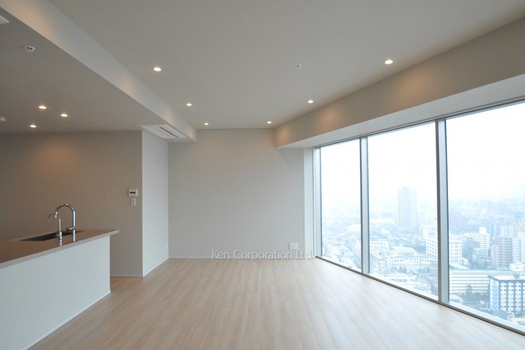 コンフォリア新宿イーストサイドタワーの写真 居室（LDなど） ※30階の同じ間取タイプを撮影。仕様が異なることがあります。