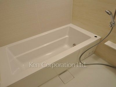 コンフォリア新宿イーストサイドタワーの写真 バスルーム ※18階の同じ間取タイプを撮影。仕様が異なることがあります。