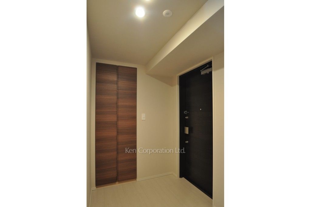 コンフォリア新宿イーストサイドタワーの写真 玄関 ※18階の同じ間取タイプを撮影。仕様が異なることがあります。