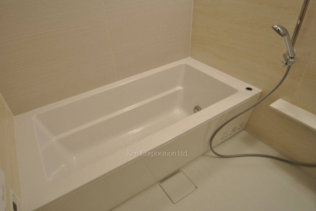 コンフォリア新宿イーストサイドタワーの写真 バスルーム ※18階の同じ間取タイプを撮影。仕様が異なることがあります。