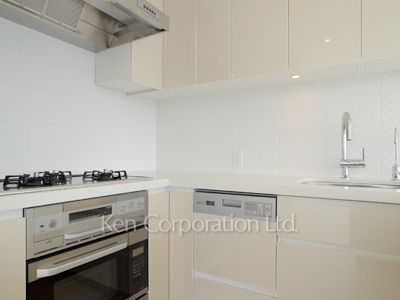 コンフォリア新宿イーストサイドタワーの写真 キッチン