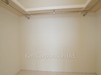 コンフォリア新宿イーストサイドタワーの写真 ウォークインクローゼット