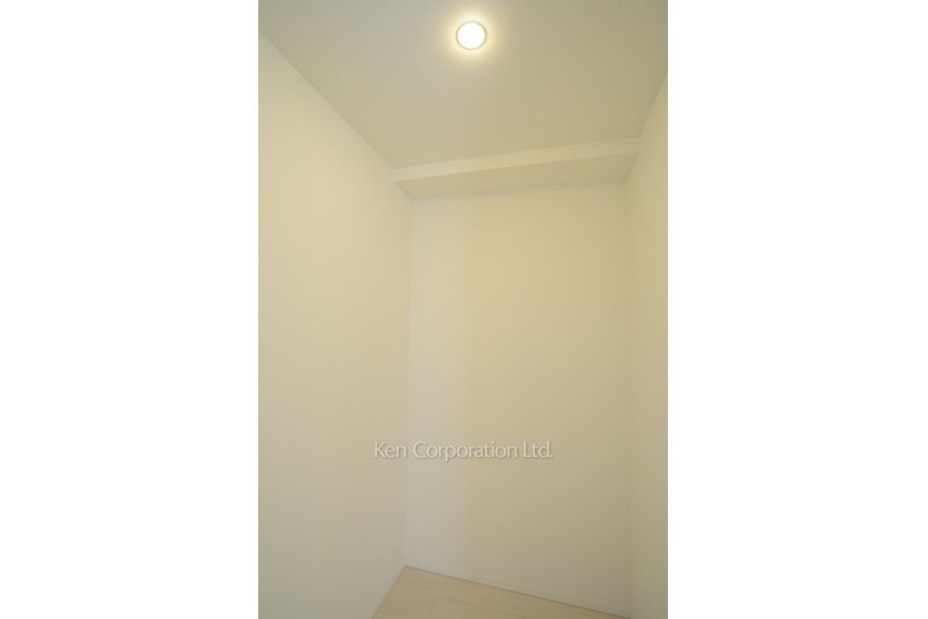 コンフォリア新宿イーストサイドタワーの写真 ストレージ