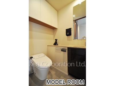 コンフォリア新宿イーストサイドタワーの写真 トイレ ※27階の同じ間取タイプを撮影。仕様が異なることがあります。