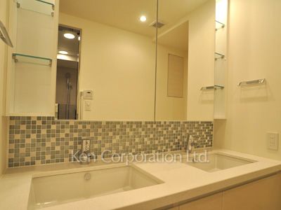 コンフォリア新宿イーストサイドタワーの写真 パウダールーム ※25階の同じ間取タイプを撮影。仕様が異なることがあります。