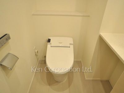 コンフォリア新宿イーストサイドタワーの写真 トイレ ※25階の同じ間取タイプを撮影。仕様が異なることがあります。