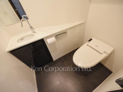 コンフォリア新宿イーストサイドタワーの写真 トイレ