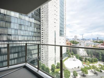 コンフォリア新宿イーストサイドタワーの写真 バルコニー