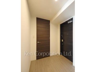 コンフォリア新宿イーストサイドタワーの写真 玄関