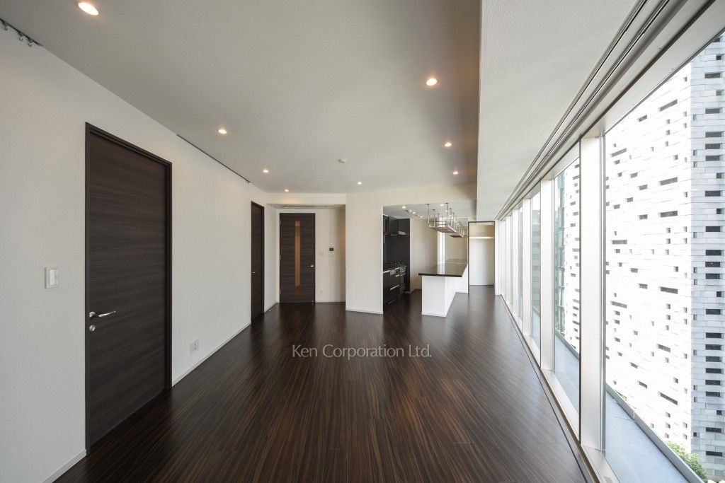 コンフォリア新宿イーストサイドタワーの写真 居室（LDなど）