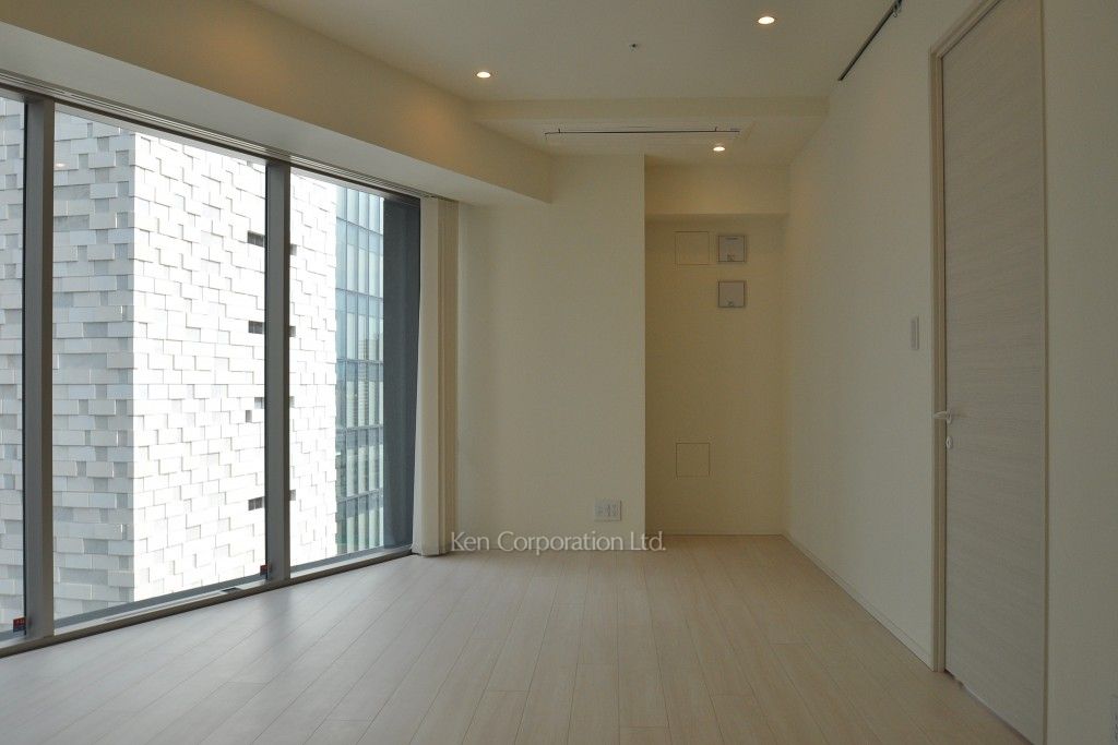 コンフォリア新宿イーストサイドタワーの写真 居室（LDなど） ※17階の同じ間取タイプを撮影。仕様が異なることがあります。