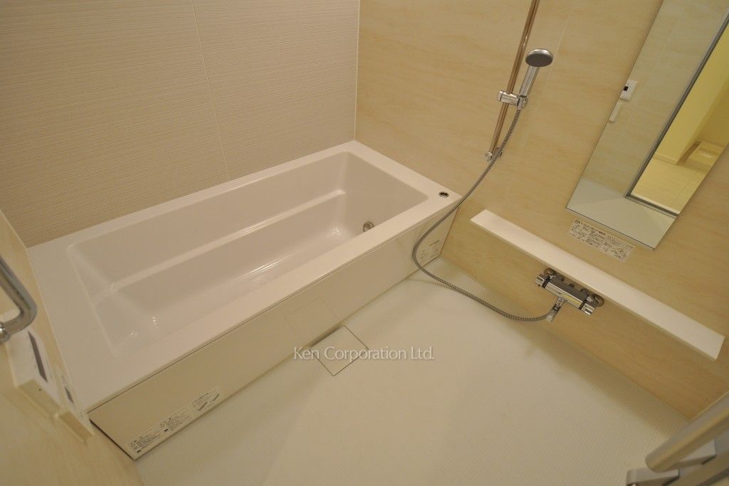 コンフォリア新宿イーストサイドタワーの写真 バスルーム ※17階の同じ間取タイプを撮影。仕様が異なることがあります。