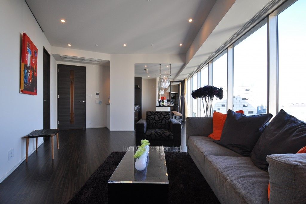 コンフォリア新宿イーストサイドタワーの写真 居室（LDなど）