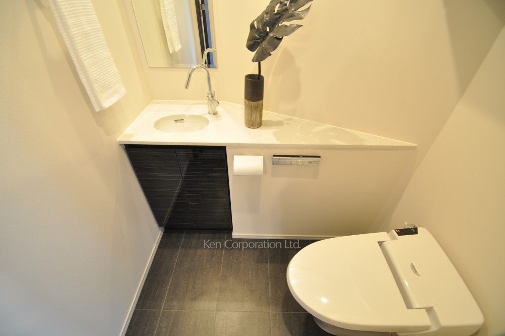 コンフォリア新宿イーストサイドタワーの写真 トイレ