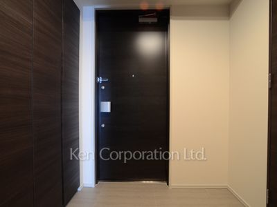 コンフォリア新宿イーストサイドタワーの写真 玄関