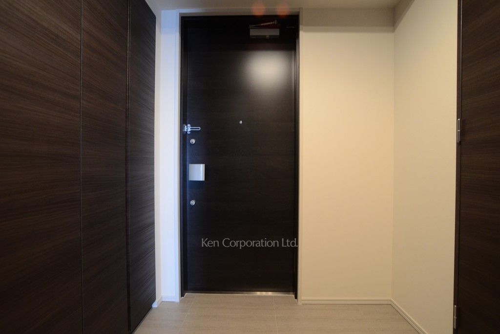 コンフォリア新宿イーストサイドタワーの写真 玄関