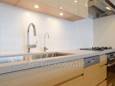 コンフォリア新宿イーストサイドタワーの写真 キッチン ※30階の同じ間取タイプを撮影。仕様が異なることがあります。