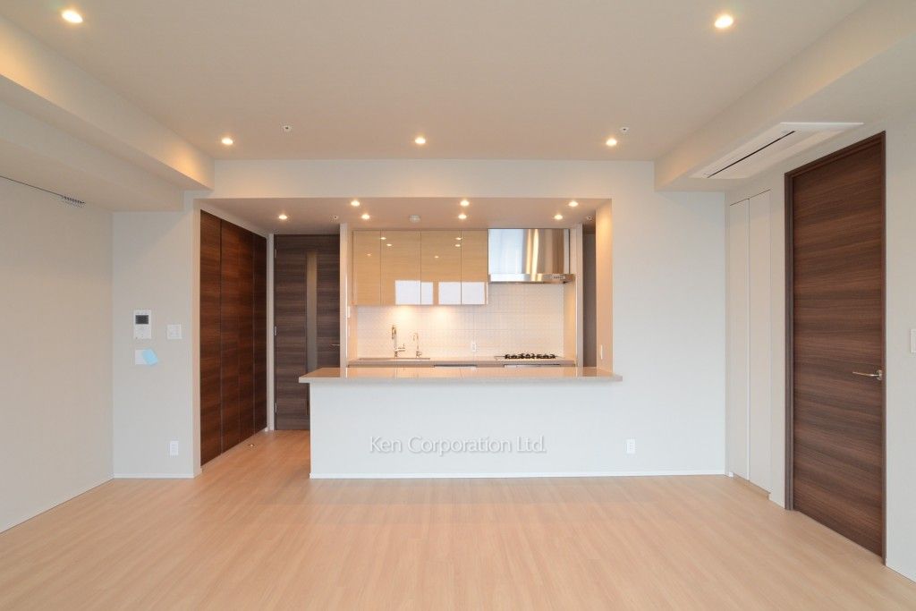 コンフォリア新宿イーストサイドタワーの写真 居室（LDなど） ※30階の同じ間取タイプを撮影。仕様が異なることがあります。