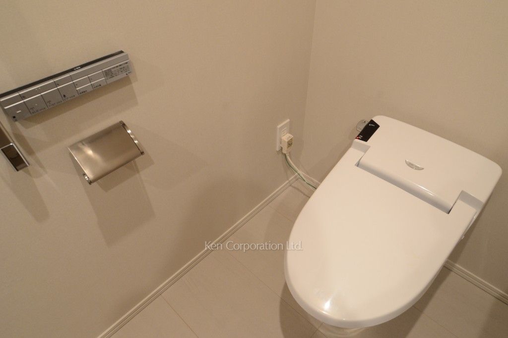 コンフォリア新宿イーストサイドタワーの写真 トイレ ※30階の同じ間取タイプを撮影。仕様が異なることがあります。