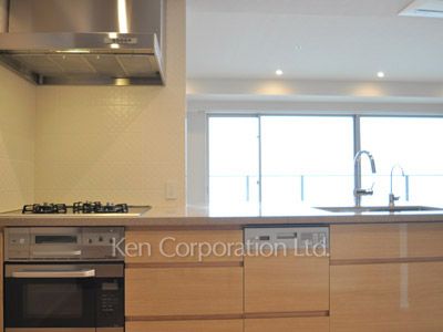 コンフォリア新宿イーストサイドタワーの写真 キッチン