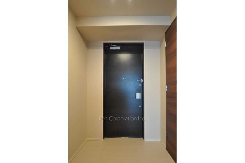 コンフォリア新宿イーストサイドタワーの写真 玄関