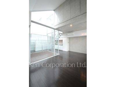 イプセ学芸大学の写真 リビングダイニング