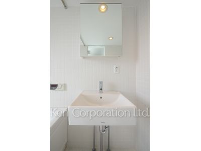 イプセ学芸大学の写真 パウダールーム