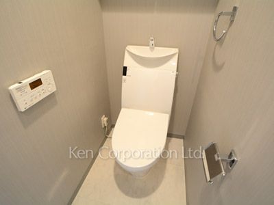 トイレ ※3階の同じ間取タイプを撮影。仕様が異なることがあります。（5階・1LDK）  ※写真の無断転載禁止