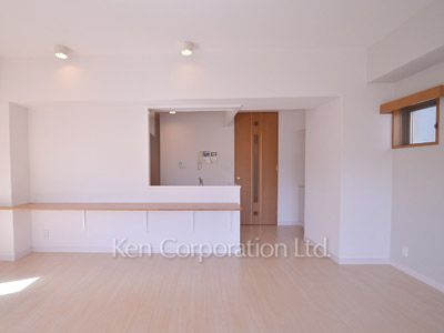 Roppongi Residencesの写真 リビングダイニング