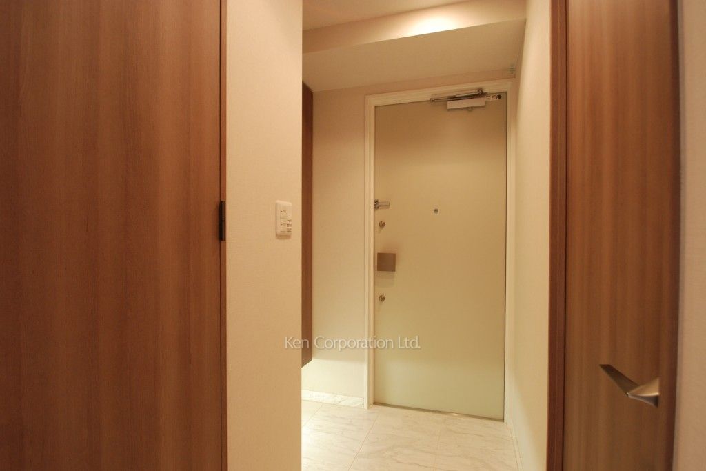 パークフラッツ新宿イーストサイドの写真 玄関 ※4階の同じ間取タイプを撮影。仕様が異なることがあります。