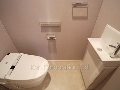 パークフラッツ新宿イーストサイドの写真 トイレ