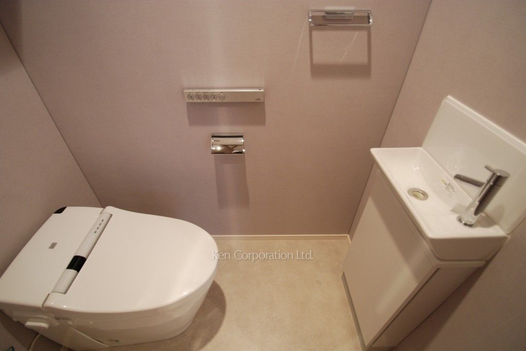 パークフラッツ新宿イーストサイドの写真 トイレ
