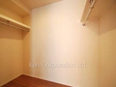 パークフラッツ新宿イーストサイドの写真 ウォークインクローゼット