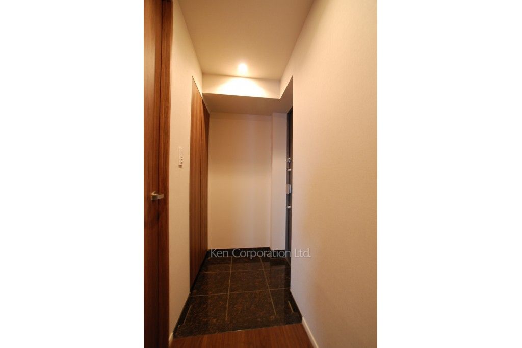 パークハビオ渋谷本町レジデンスの写真 玄関 ※4階の同じ間取タイプを撮影。仕様が異なることがあります。