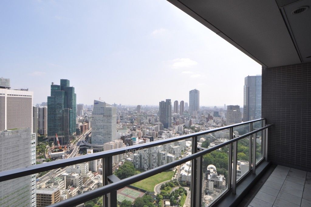 赤坂タワーレジデンスTop of the Hillの写真 バルコニー