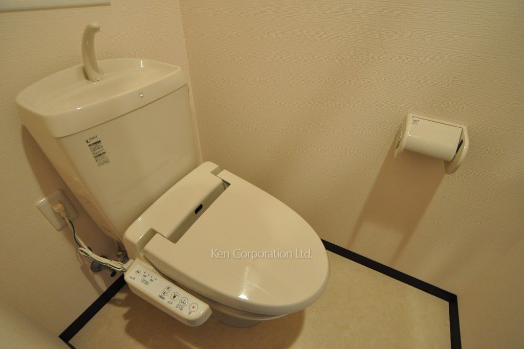 トイレ ※10階の同じ間取タイプを撮影。仕様が異なることがあります。（6階・1LDK）  ※写真の無断転載禁止