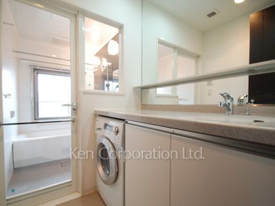 パークアクシス渋谷桜丘の写真 パウダールーム ※13階の同じ間取タイプを撮影。仕様が異なることがあります。