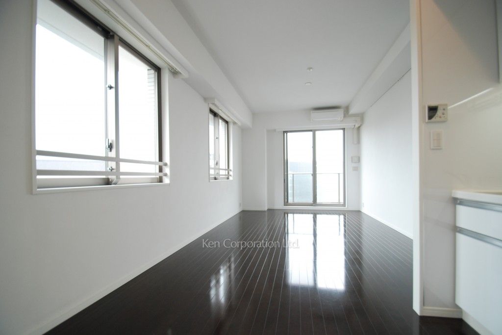 パークアクシス渋谷桜丘の写真 居室（LDなど） ※13階の同じ間取タイプを撮影。仕様が異なることがあります。