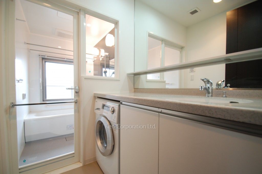 パークアクシス渋谷桜丘の写真 パウダールーム ※13階の同じ間取タイプを撮影。仕様が異なることがあります。