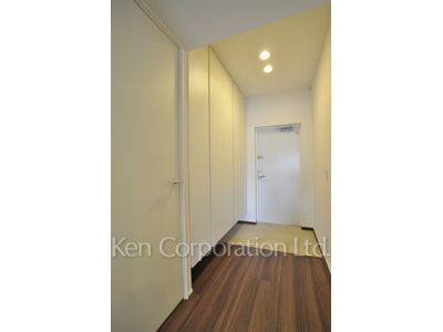 西麻布BLESSの写真 玄関