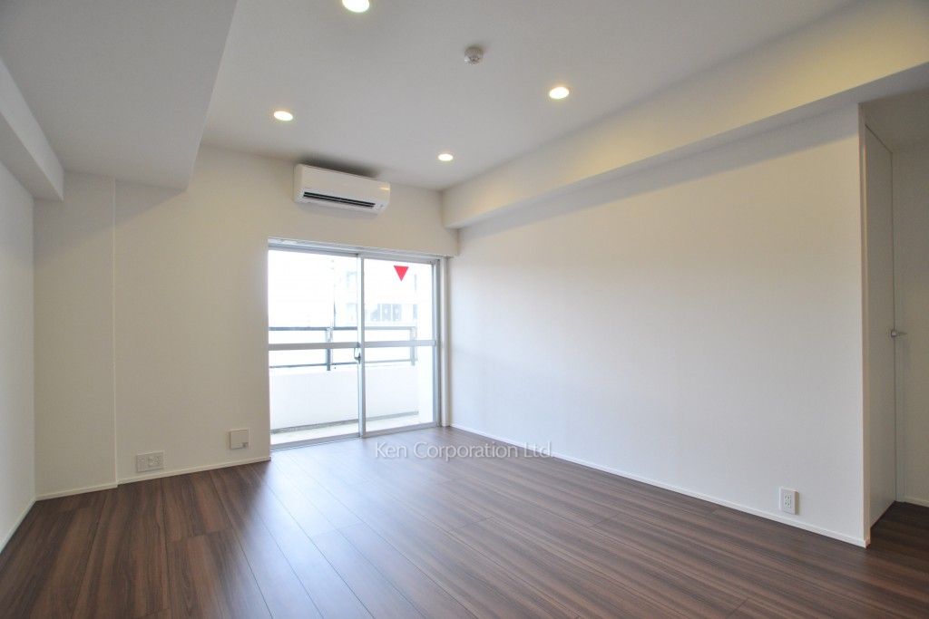 西麻布BLESSの写真 リビングダイニング