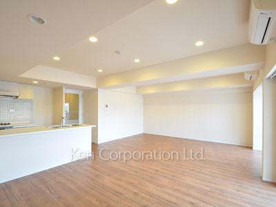 西麻布BLESSの写真 リビングダイニング