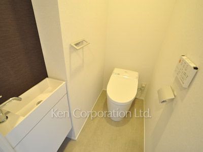 西麻布BLESSの写真 トイレ※8階の同じ間取りタイプを撮影。仕様が異なることがあります。